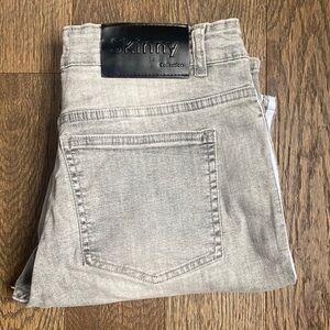 Mens skinny gray shorts